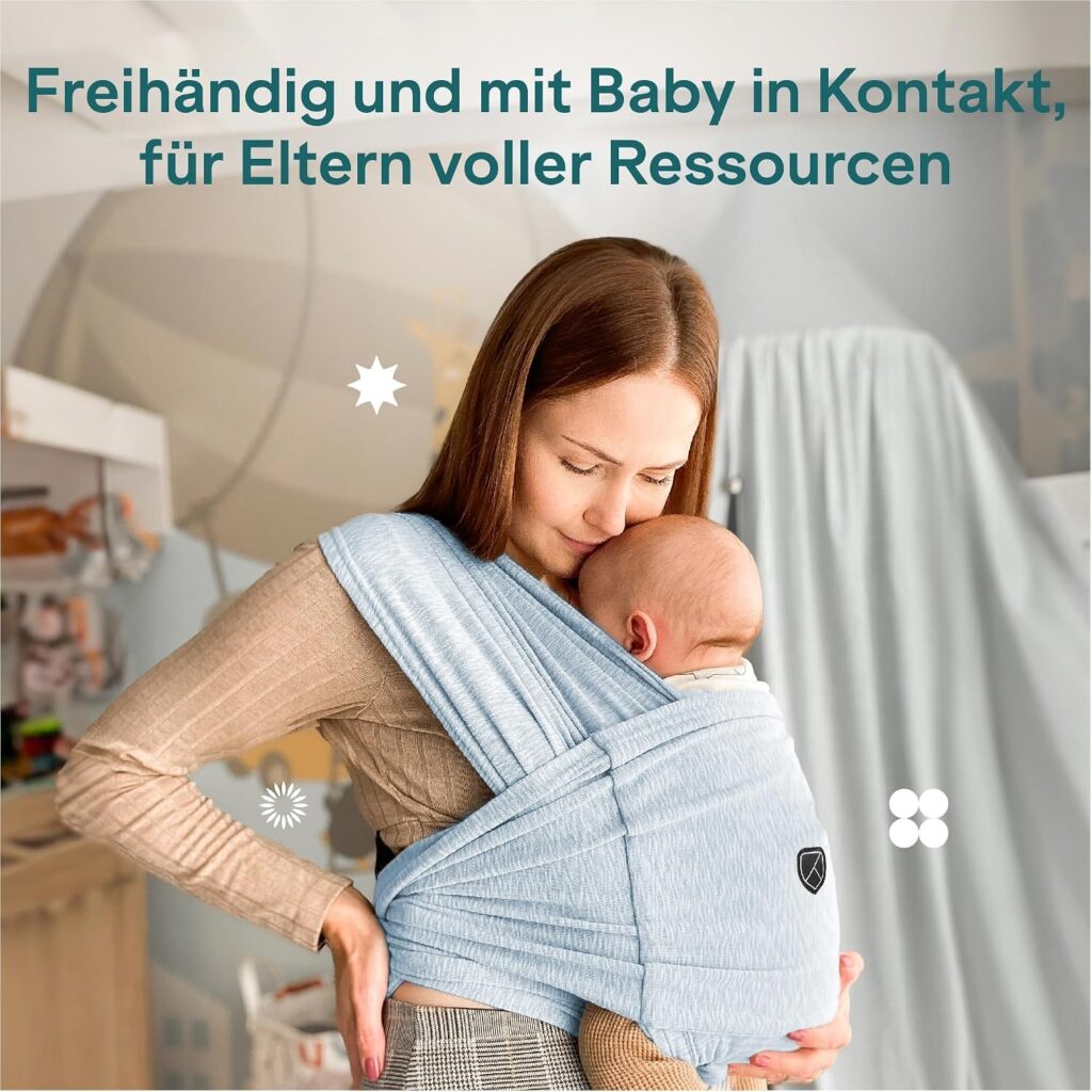 Matratzen kaufen Schweiz, Bettdecken kaufen Schweiz, Kopfkissen kaufen Schweiz Vater und Mutter tragen das Baby abwechselnd im selben Tuch